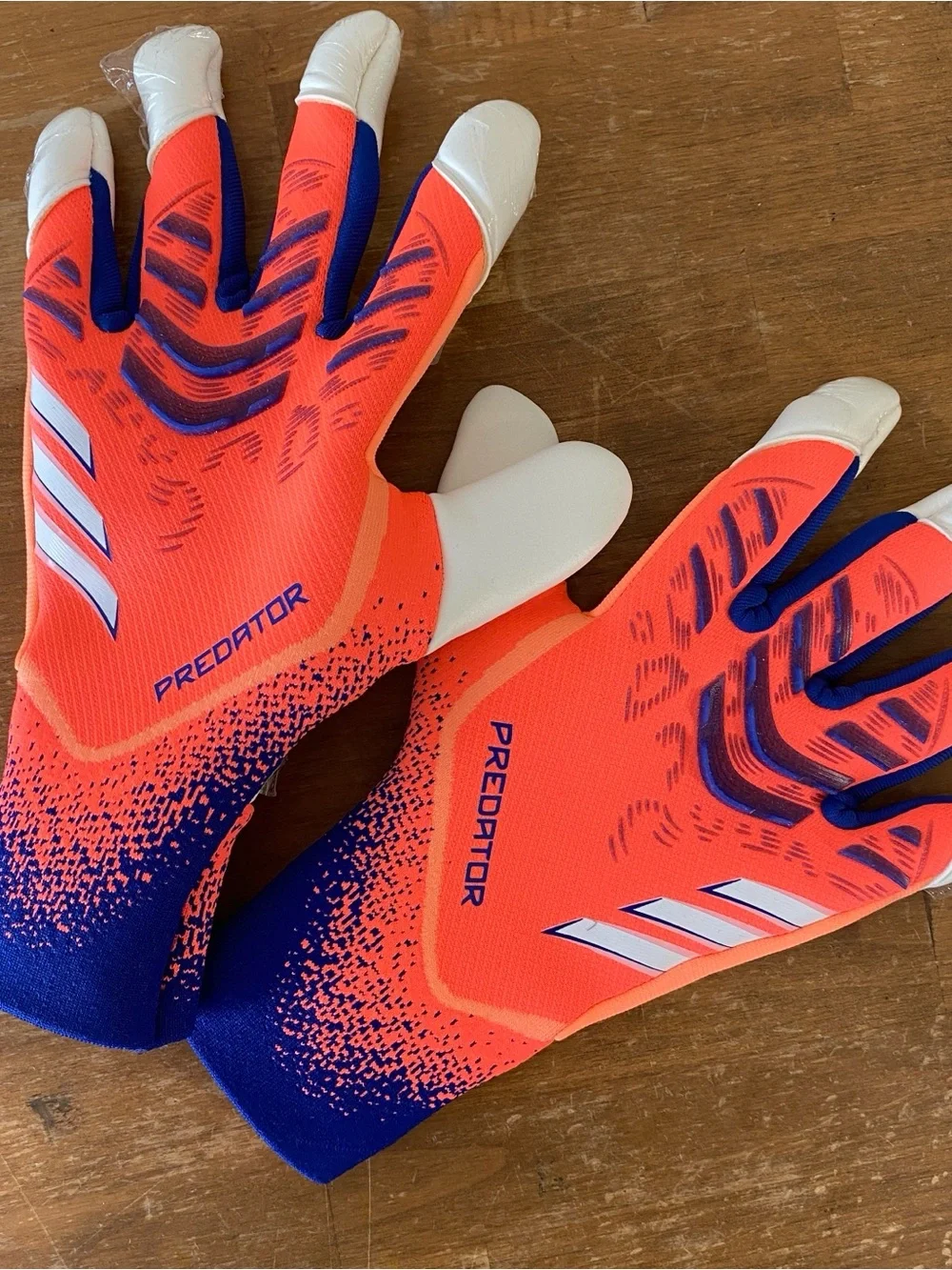 Adidas Predator Pro Hybrid Cut Goalkeeper Gloves Orange JN5364 $140 - Size 12